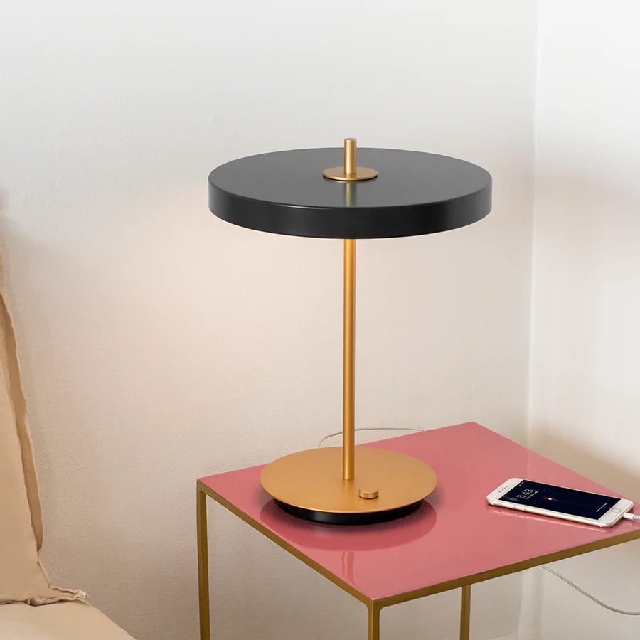 Candeeiro Asteria II Candeeiros de Mesa Umage