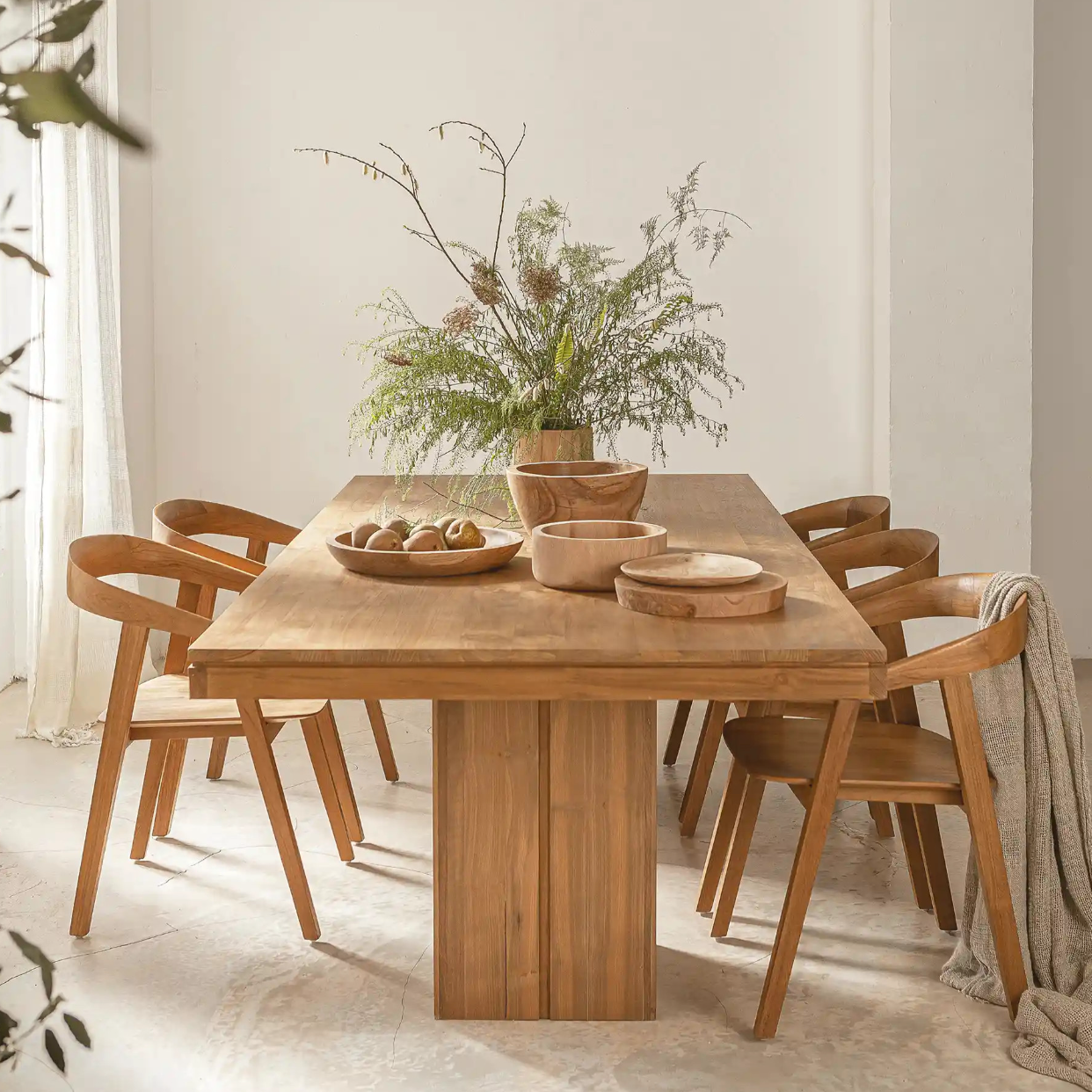 Mesa de Jantar em Madeira (240cm) Kerbang