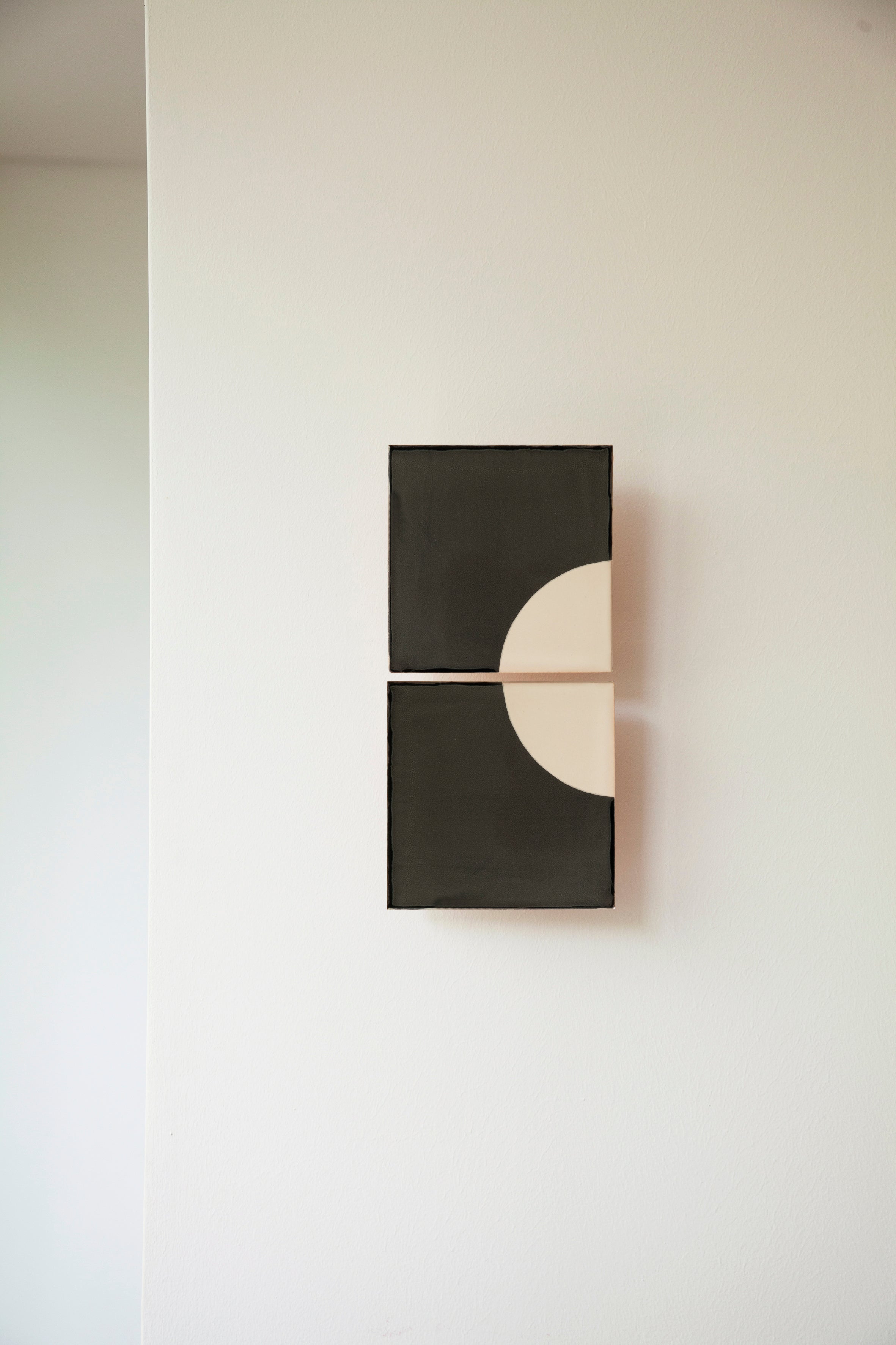Candeeiro de Parede em Cerâmica Tiles Moon