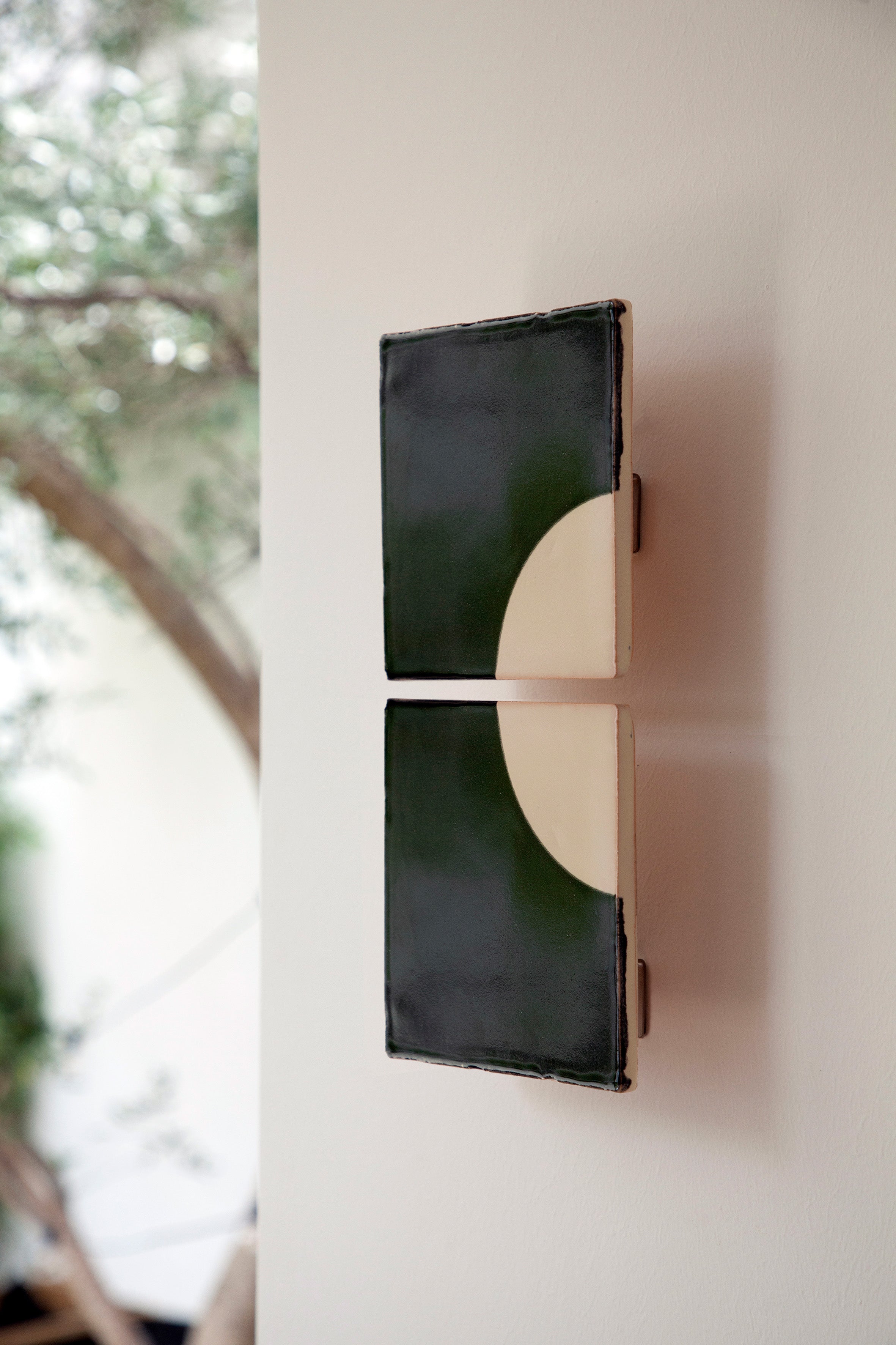 Candeeiro de Parede em Cerâmica Tiles Moon