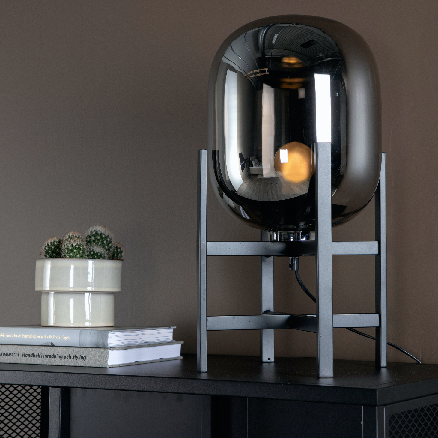 Candeeiro Altair Candeeiros de Mesa Venture Design