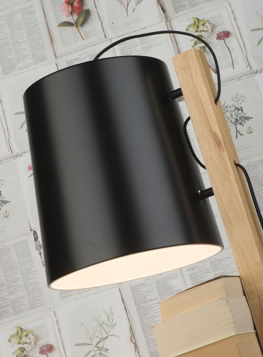 Cambridge Wooden 3-Shelf Floor Lamp