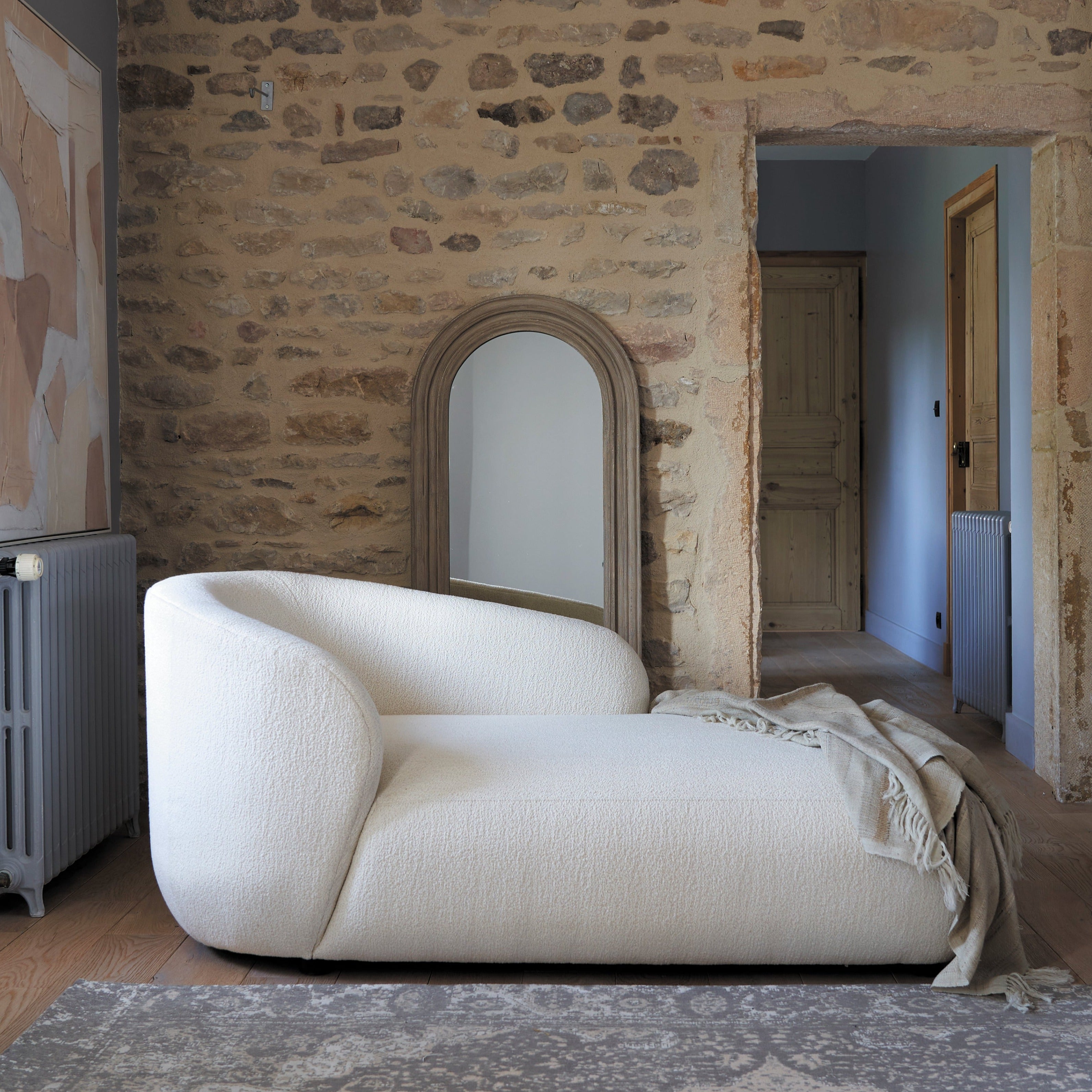 Chaise Lounge em Tecido Bouclé (162cm) Lisete