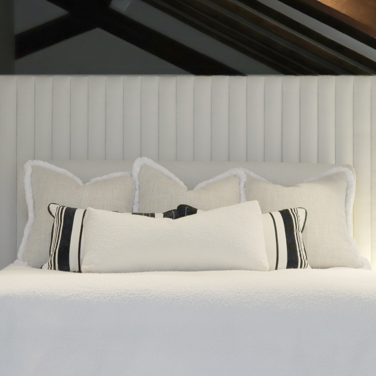 Cabeceira de Cama em Veludo Branco Fluted