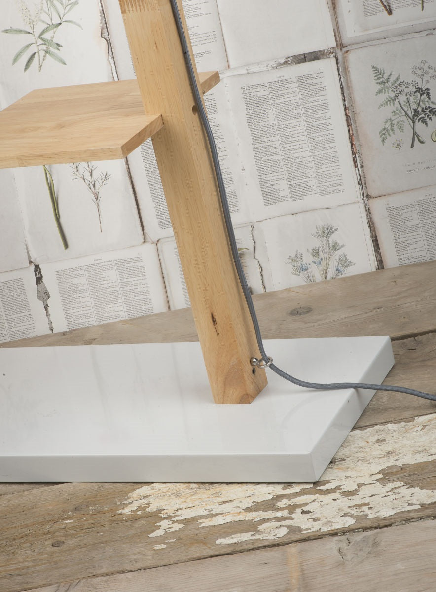 Cambridge Wooden 3-Shelf Floor Lamp