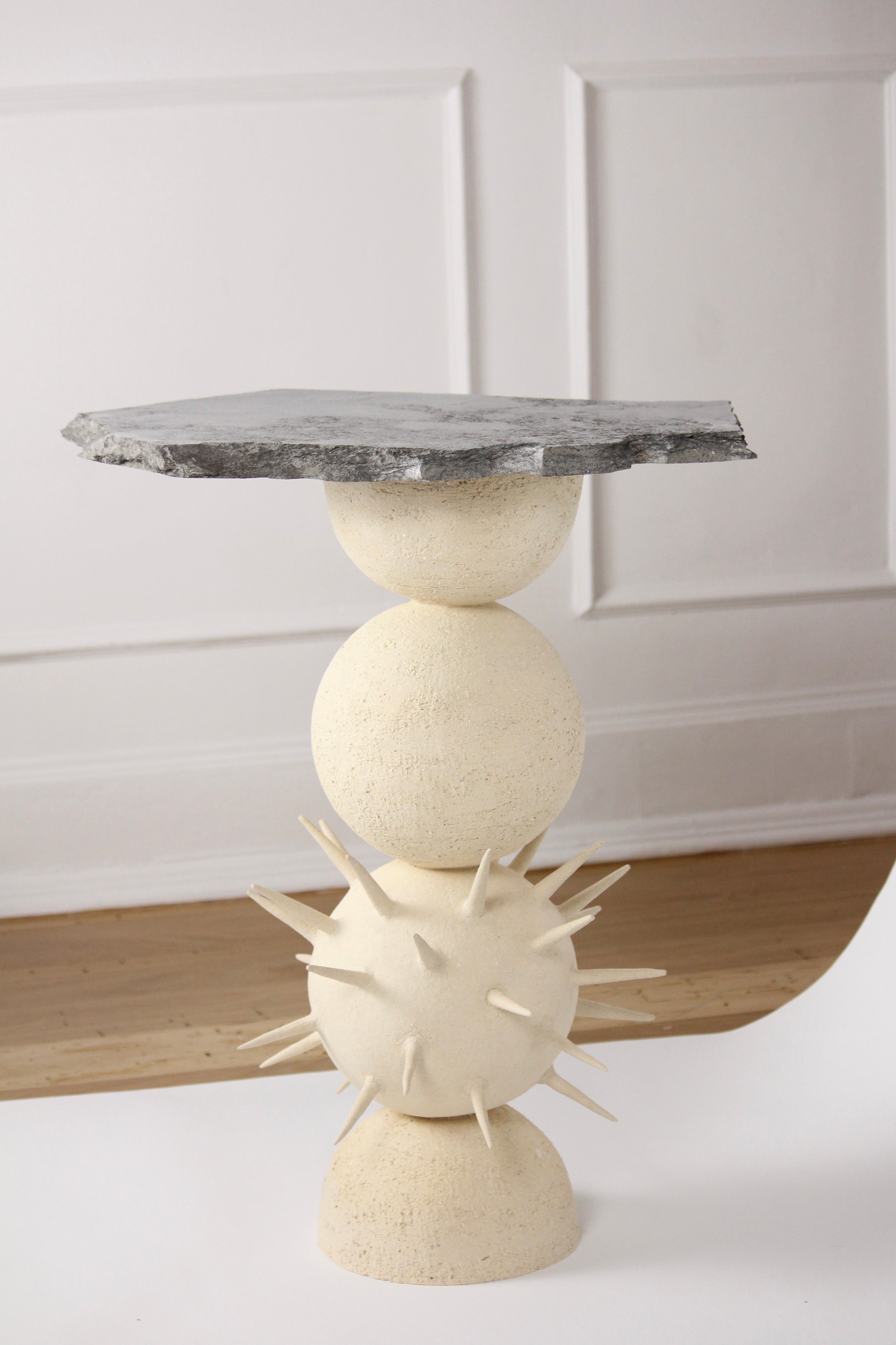 Mesa de Apoio em Cerâmica e Mármore Soho Mesas de Apoio Alan Louis