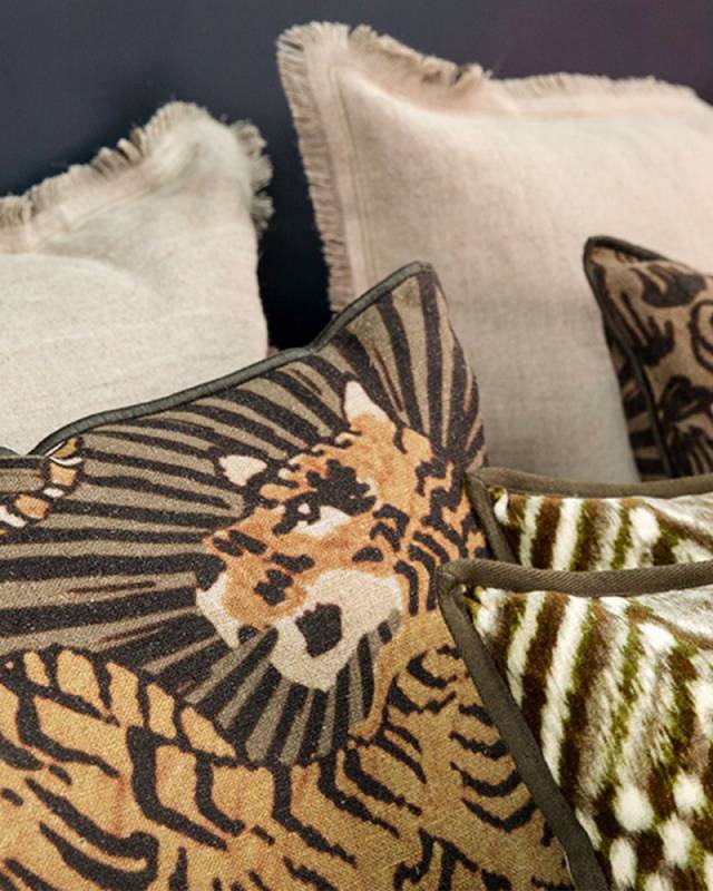 Almofada Retangular em Linho (55x40cm) Tigre Magic Circus
