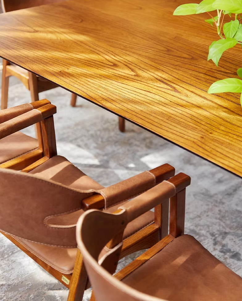 Armchair in Jequitibá Wood Sea