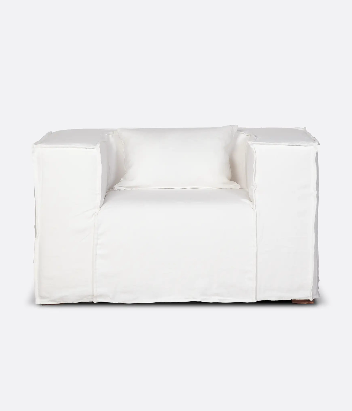 Strozzi Sofa (1 pax)