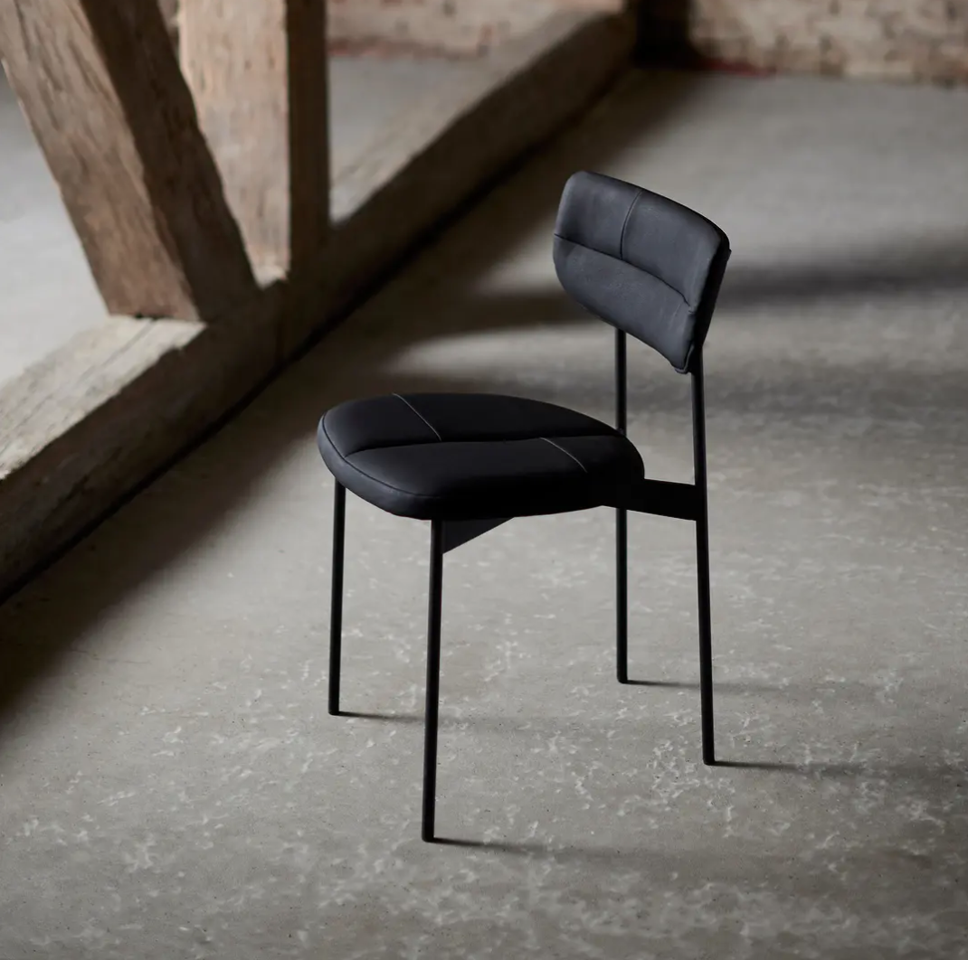 Chair in Wood and Tetra Grey Fabric