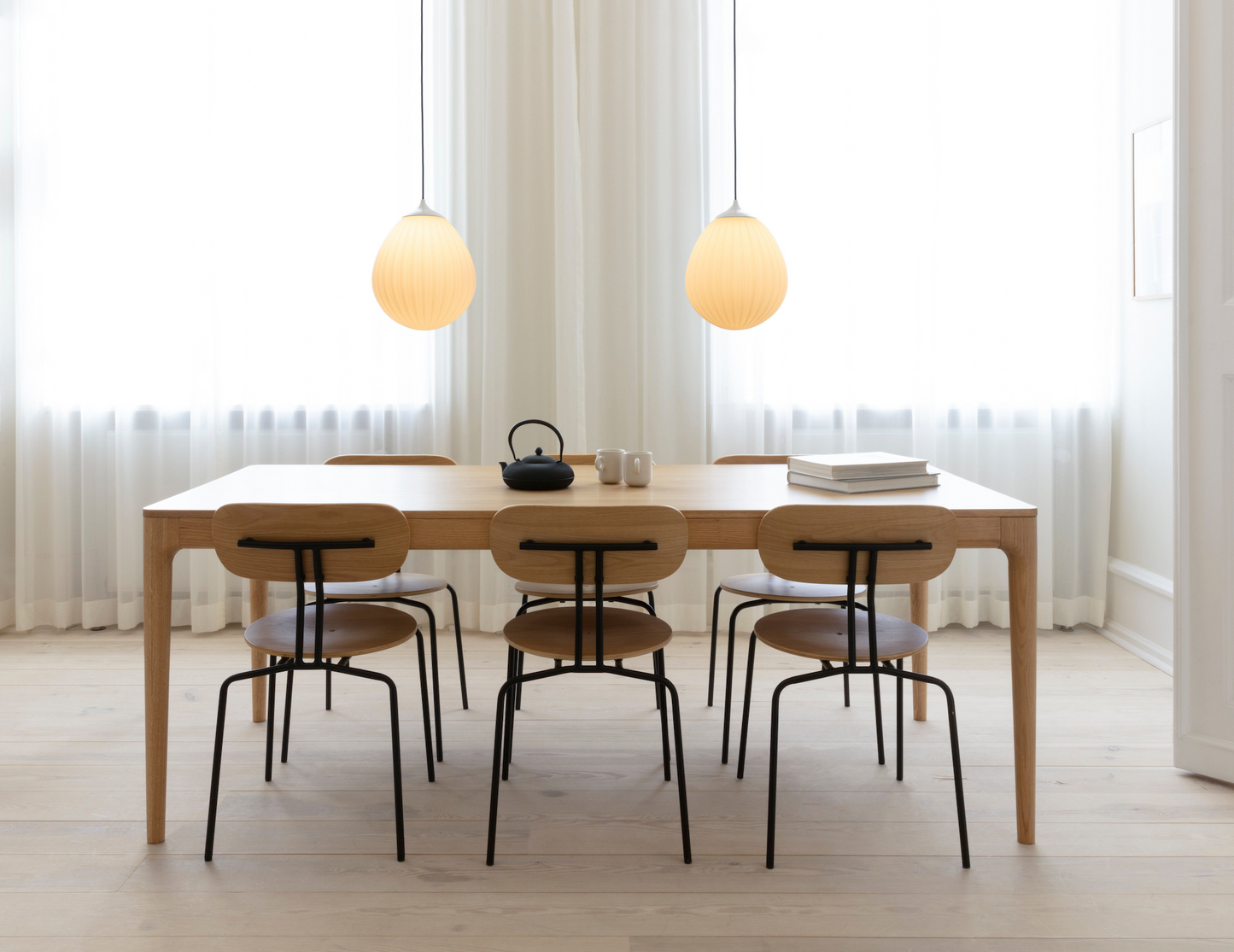 Heart'n'Soul extendable dining table